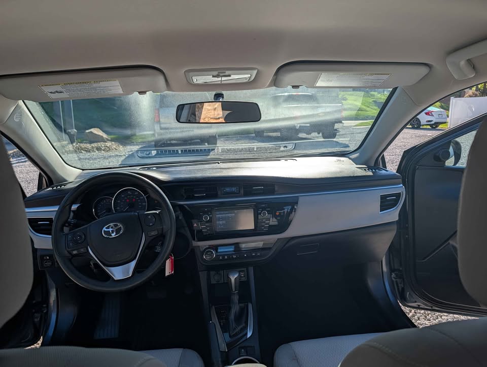 Used 2014 Toyota Corolla UNAVAIL FWD image 10