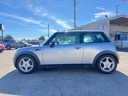 Used 2004 MINI Cooper image 3