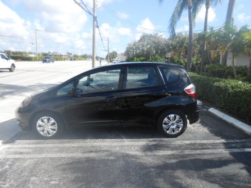 Used 2012 Honda Fit LX image 3