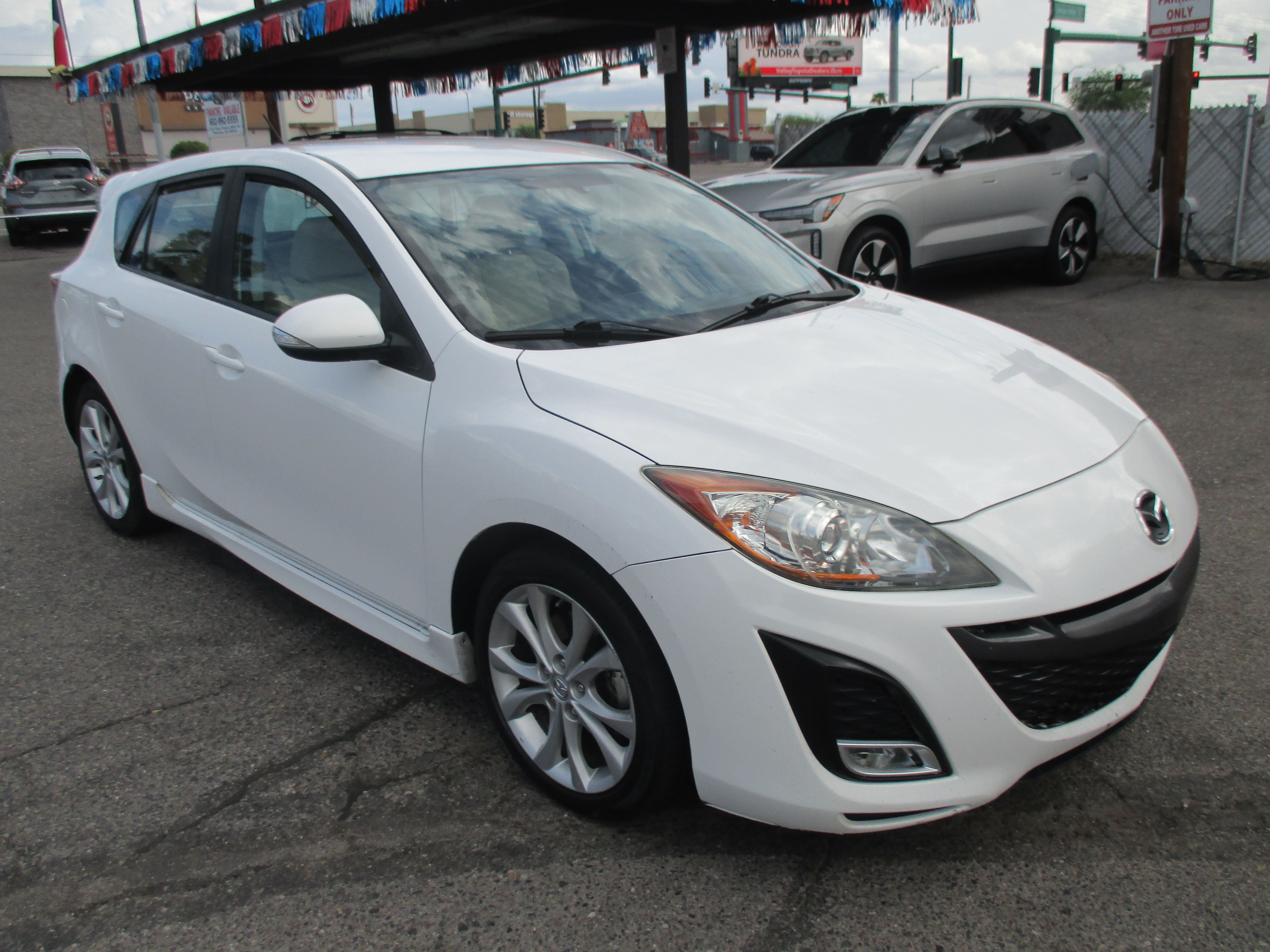 Used 2010 MAZDA MAZDA3 s Hatchback FWD image 13