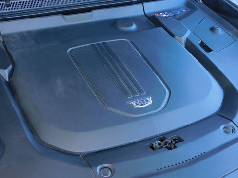 Used 2024 Cadillac Lyriq Luxury image 18