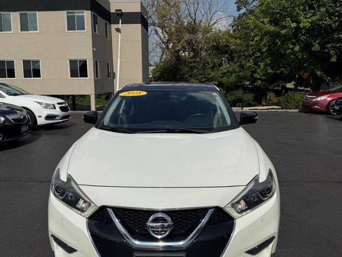 Used 2018 Nissan Maxima Platinum image 3