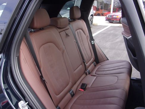 Used 2022 BMW X5 xDrive40i image 28