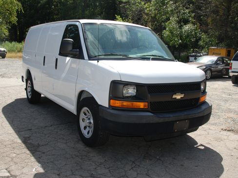 Used 2013 Chevrolet Express 1500 UNAVAIL RWD image 7