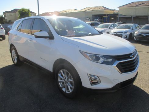 Used 2019 Chevrolet Equinox LT image 17