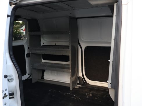 Used 2019 Nissan NV200 SV image 32
