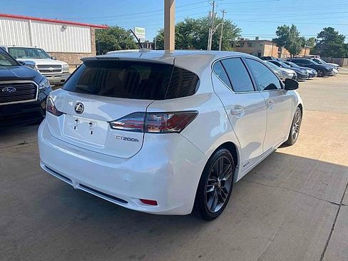 Used 2012 Lexus CT 200h Premium FWD image 5