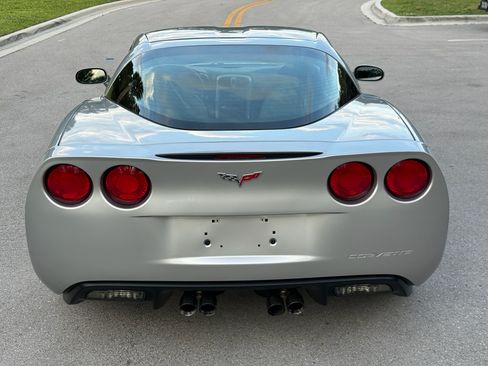 Used 2005 Chevrolet Corvette Coupe RWD image 40