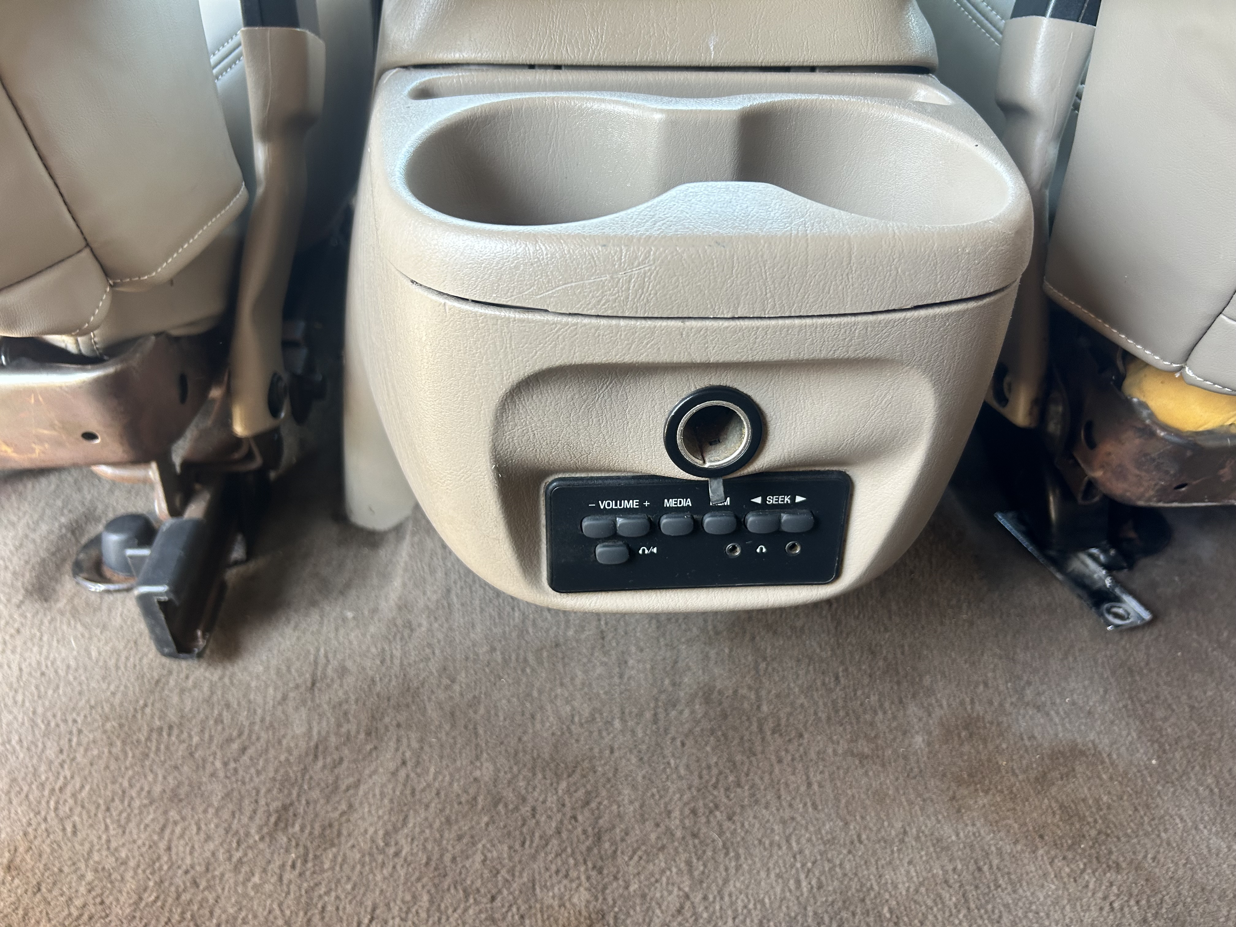 Used 2001 Ford Excursion 4WD Limited image 15