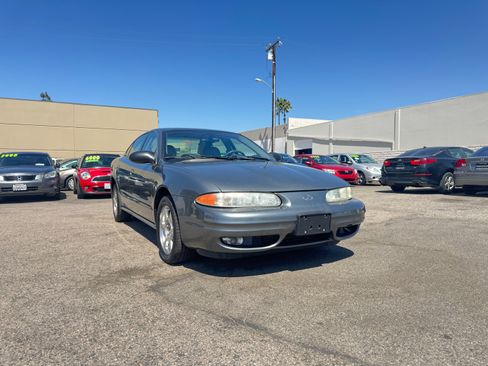 Used 2003 Oldsmobile Alero GLS Sedan FWD image 12
