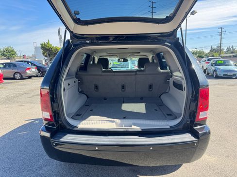 Used 2009 Jeep Grand Cherokee Limited image 20