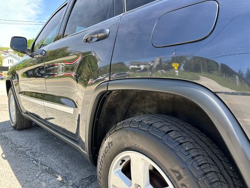 Used 2012 Jeep Grand Cherokee Laredo image 7