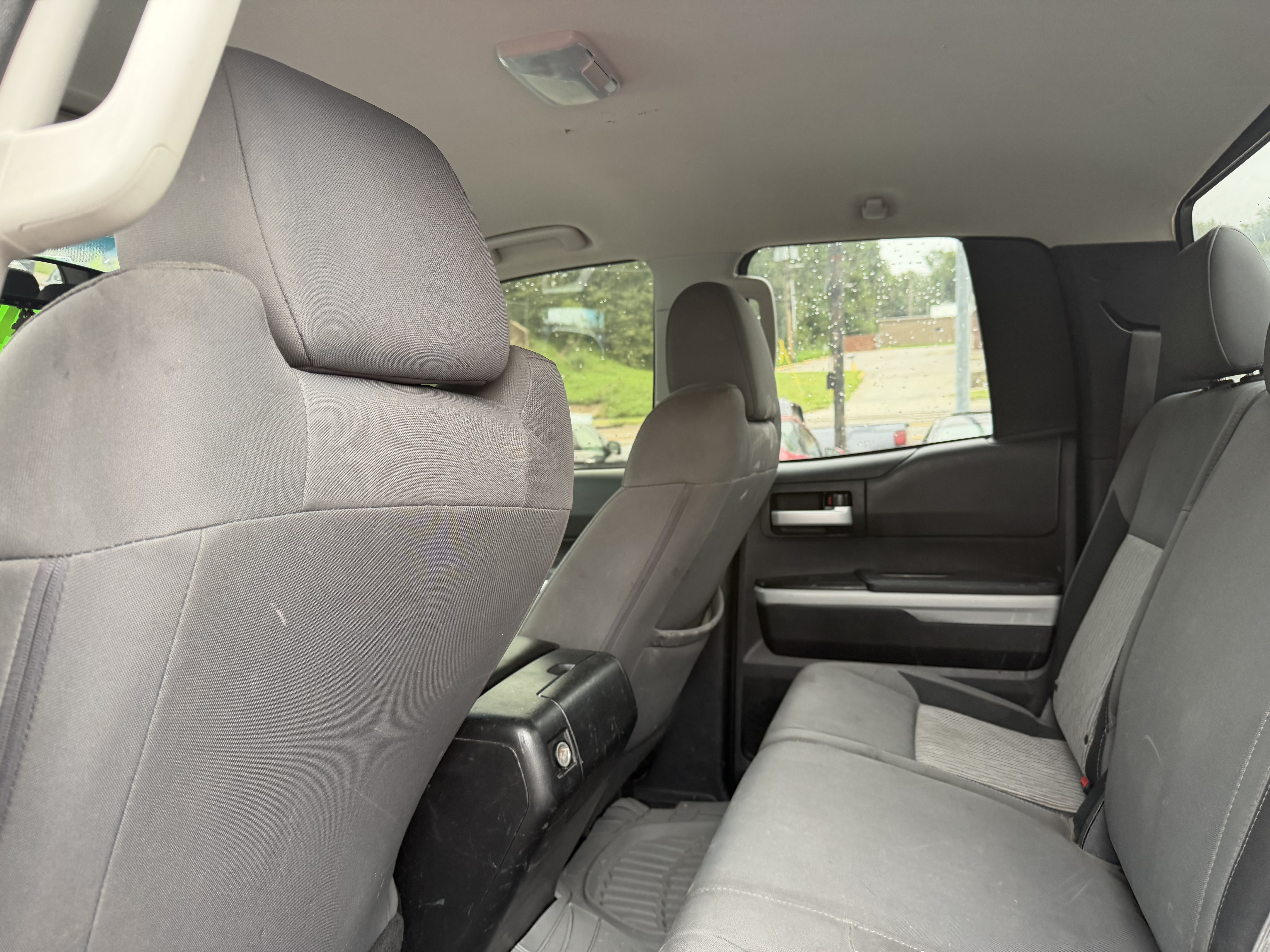 Used 2014 Toyota Tundra 4x4 Double Cab SR5 image 15