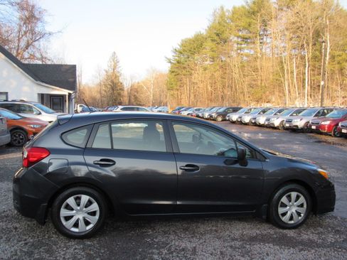 Used 2013 Subaru Impreza 2.0i image 10
