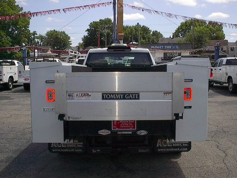 Used 2021 Chevrolet Silverado 3500 W/T RWD image 6