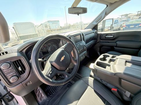 Used 2020 Chevrolet Silverado 3500 W/T image 12