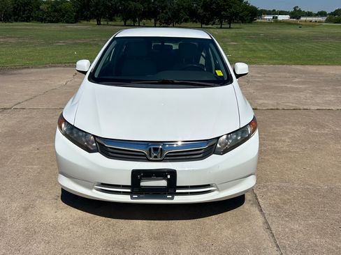 Used 2012 Honda Civic Natural Gas image 2