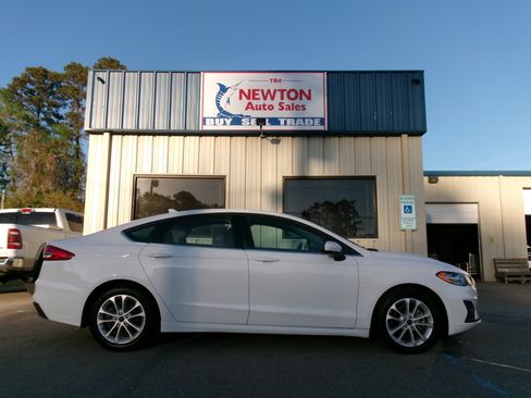 Used 2020 Ford Fusion S image 1