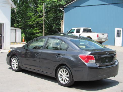 Used 2014 Subaru Impreza 2.0i Premium Sedan AWD/4WD image 5