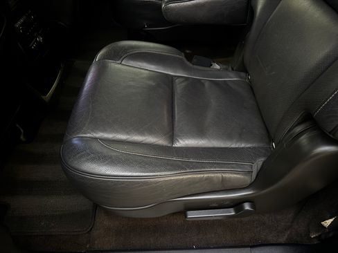 Used 2014 Cadillac Escalade ESV Platinum image 84