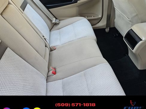 Used 2012 Toyota Camry LE image 22