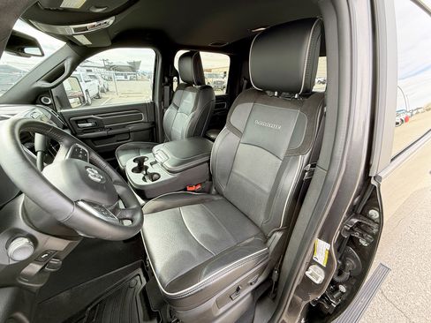 Used 2024 RAM 2500 Laramie image 12