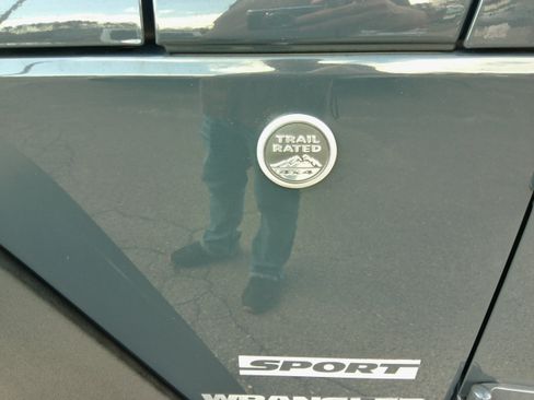 Used 2017 Jeep Wrangler Unlimited Sport S image 16