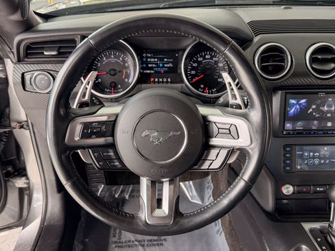Used 2018 Ford Mustang EcoBoost image 9