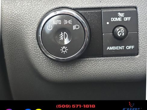 Used 2015 Chevrolet Traverse LTZ image 14