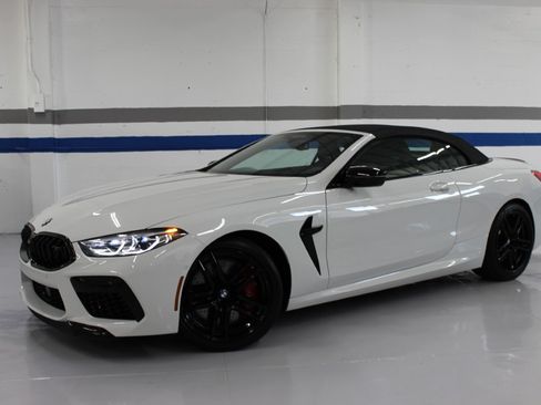 Used 2022 BMW M8 Competition image 21