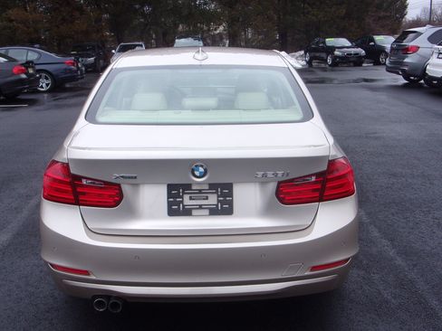 Used 2015 BMW 328i xDrive image 9