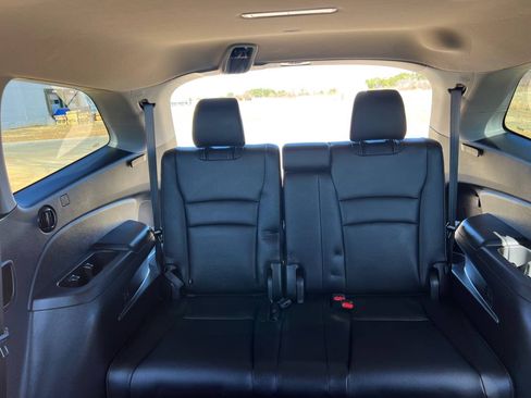 Used 2022 Honda Pilot Special Edition image 16