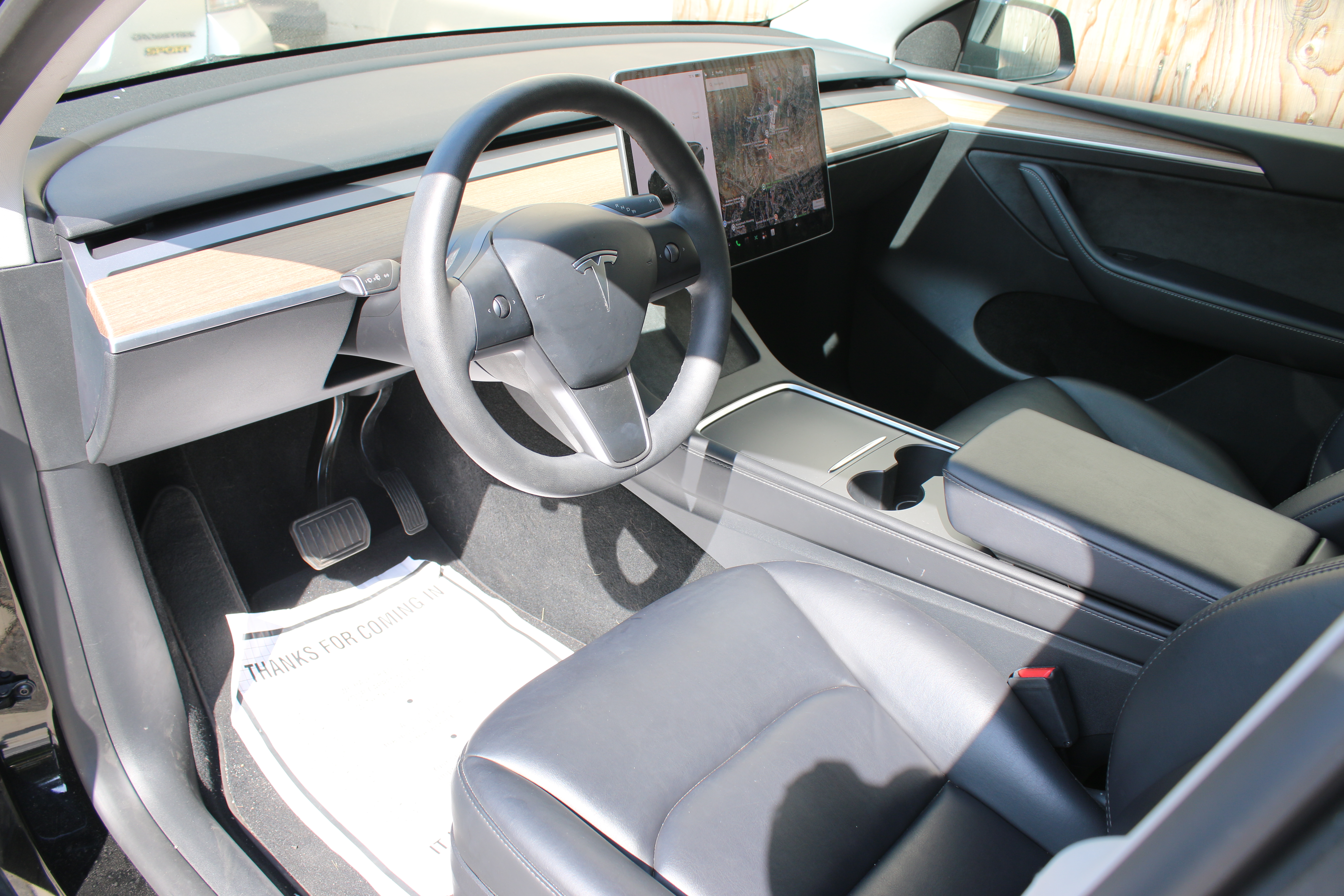 Used 2023 Tesla Model Y AWD image 2