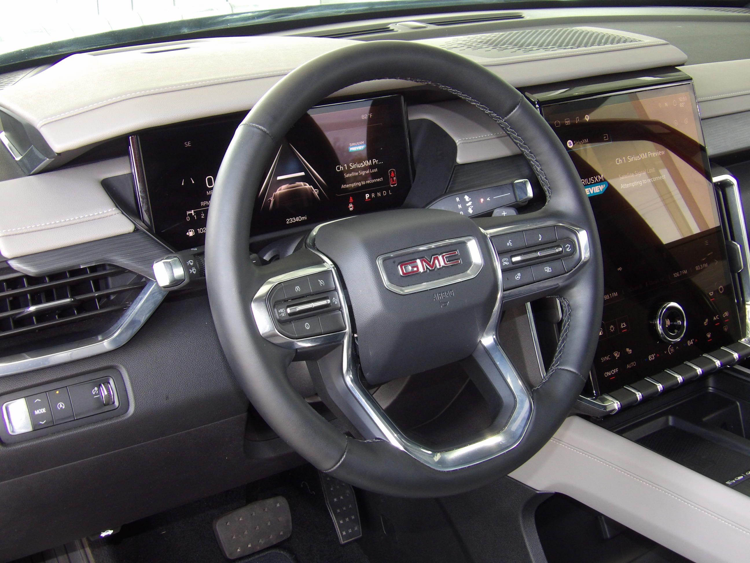 Used 2026 GMC Acadia FWD Elevation image 14