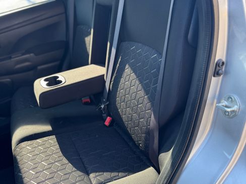 Used 2024 Mitsubishi Outlander Sport ES image 15