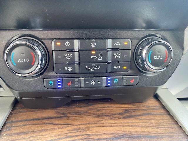 Used 2020 Ford F150 4x4 SuperCrew image 13