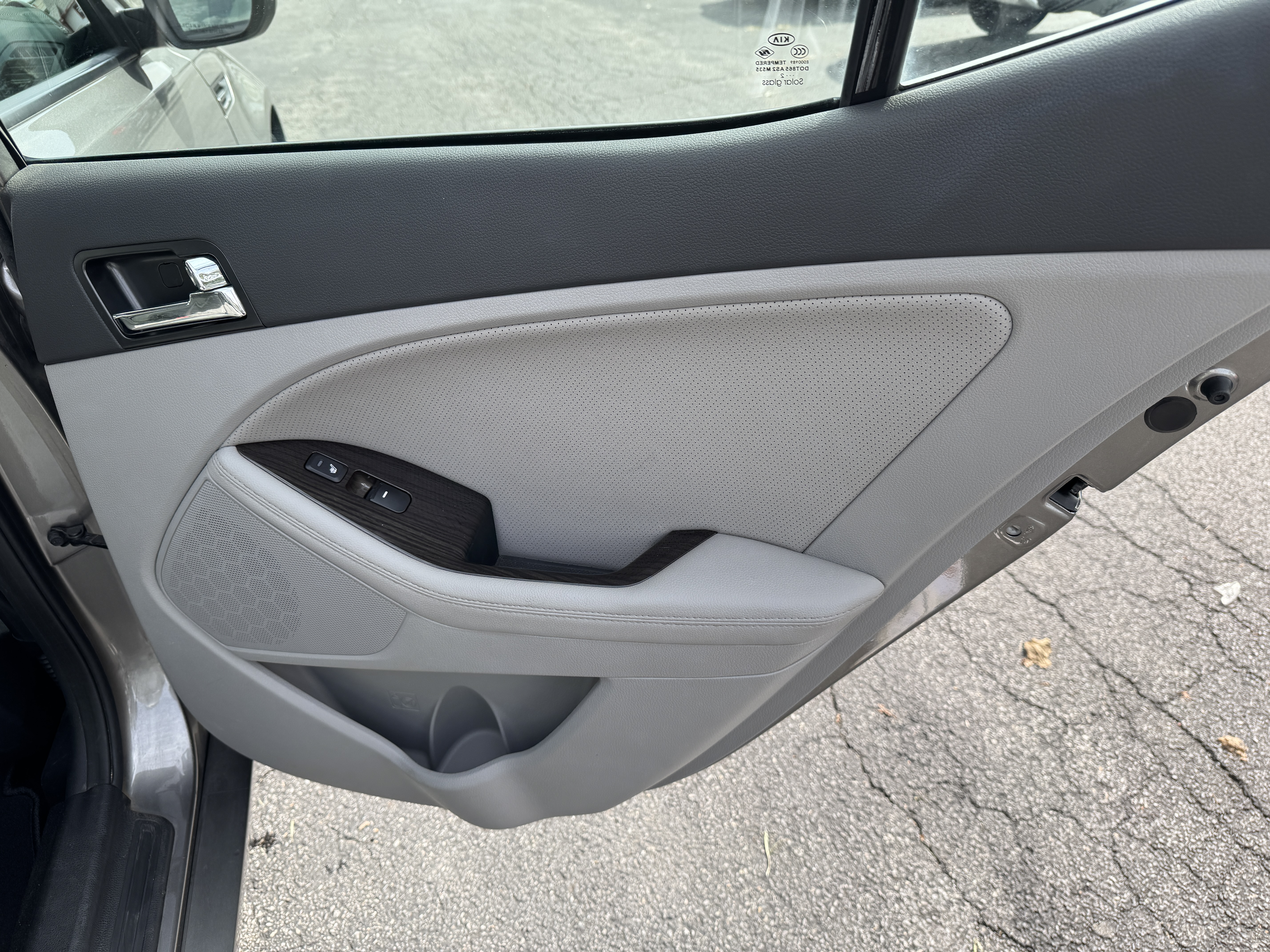 Used 2013 Kia Optima EX FWD image 17