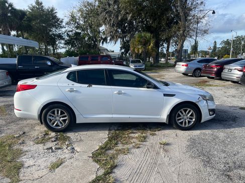 Used 2013 Kia Optima LX image 3