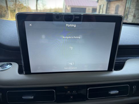 Used 2020 Lincoln Aviator Reserve image 37