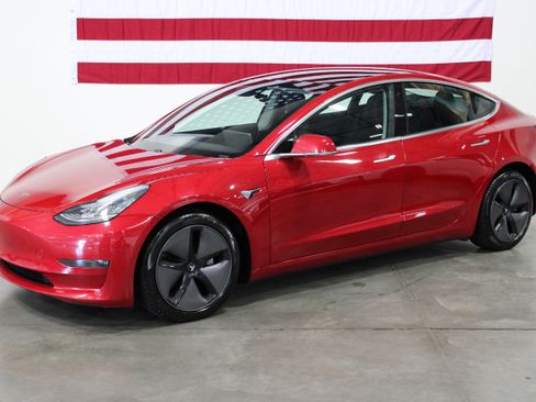 Used 2019 Tesla Model 3 Long Range image 1