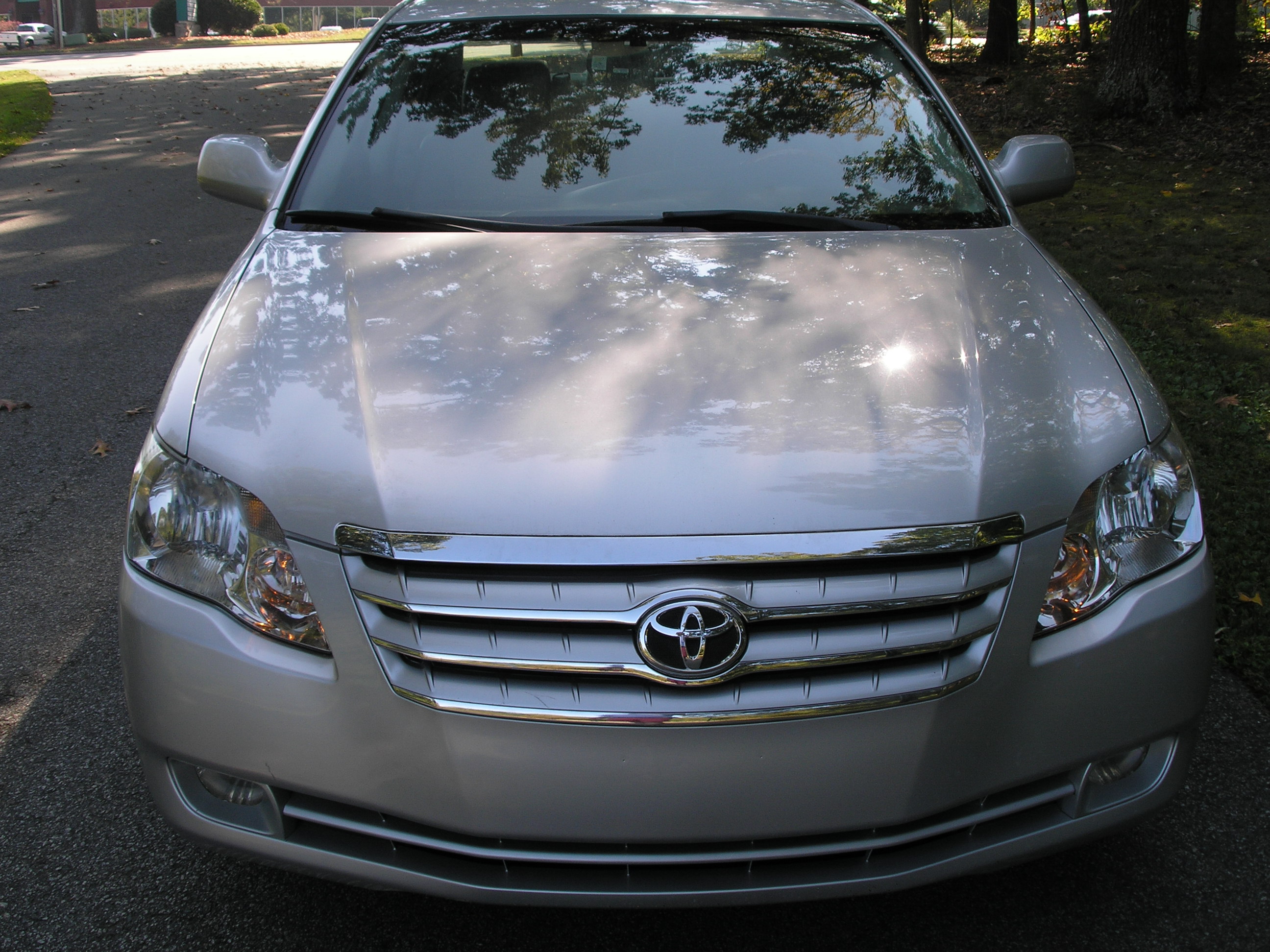 Used 2007 Toyota Avalon Limited FWD image 2