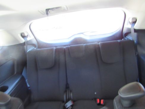 Used 2021 Subaru Ascent Premium image 15