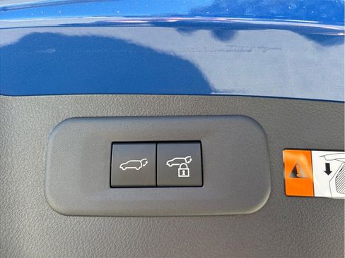 Used 2025 Lexus NX 250 250 Premium Sport Utility 4D w/ Accessory Package (K3) image 48