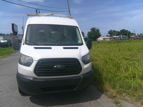 Used 2017 Ford Transit 250 148 Medium Roof RWD image 5