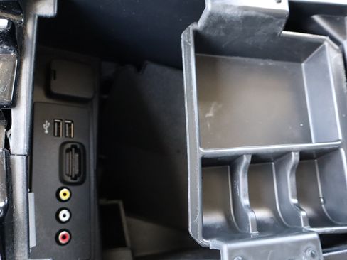 Used 2013 Ford Fusion Titanium FWD image 33