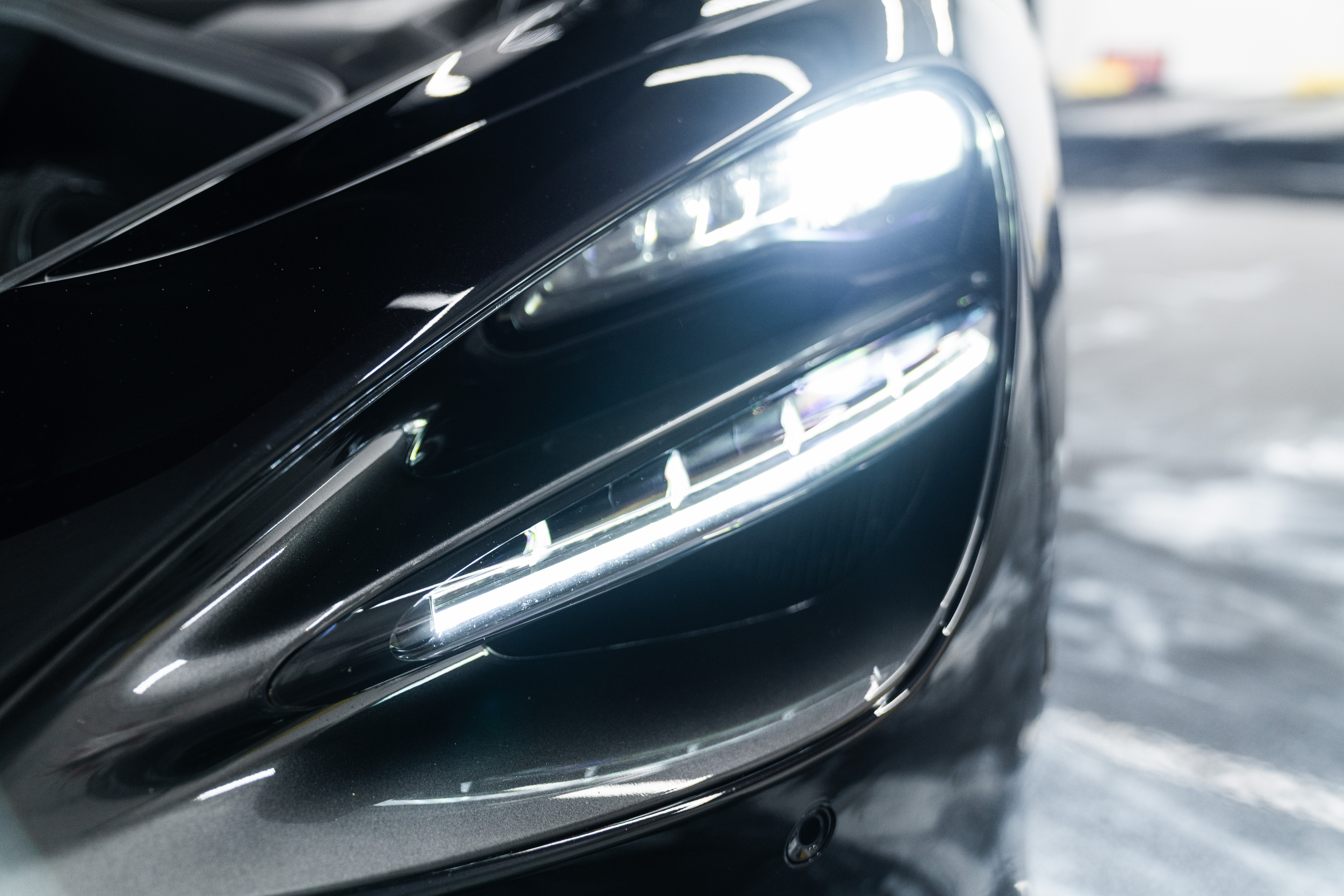 Used 2021 McLaren 720S Performance RWD image 41