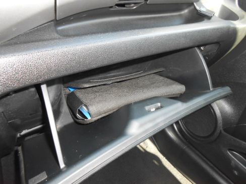 Used 2012 Honda Fit LX image 16