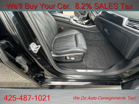Used 2020 BMW X5 M50i AWD/4WD image 28