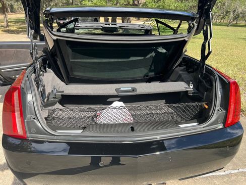 Used 2006 Cadillac XLR V image 13