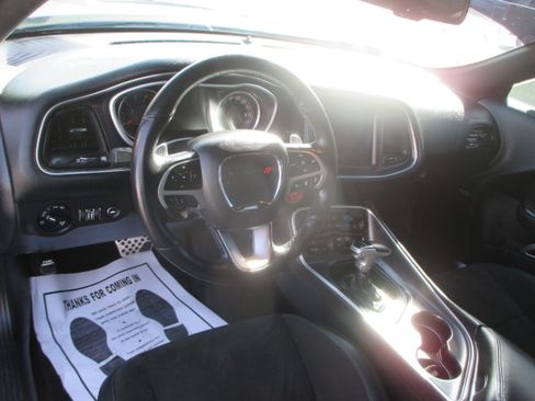 Used 2018 Dodge Challenger R/T Scat Pack image 6